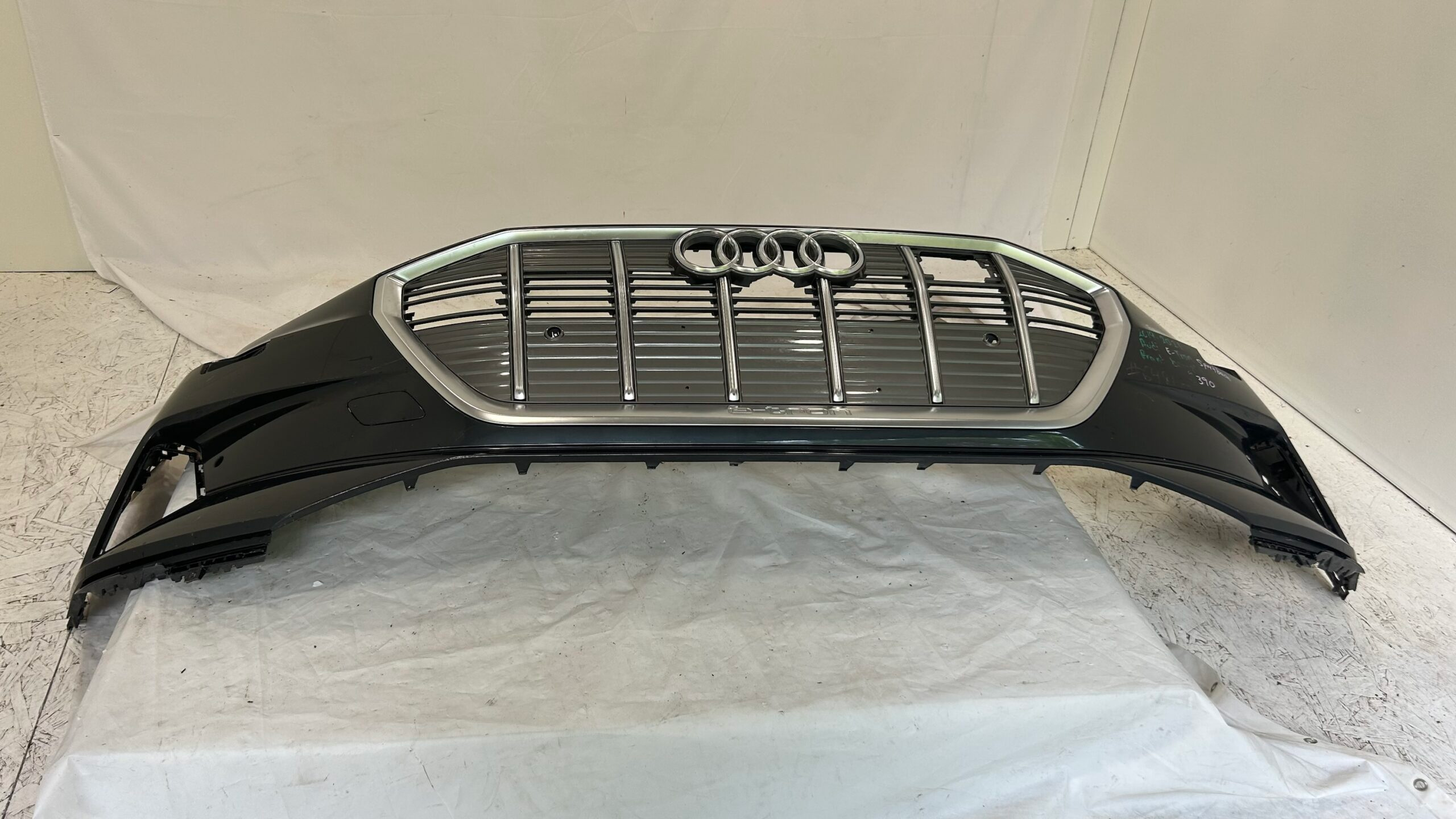2020-2023 Audi e-tron Sportback Front Bumper