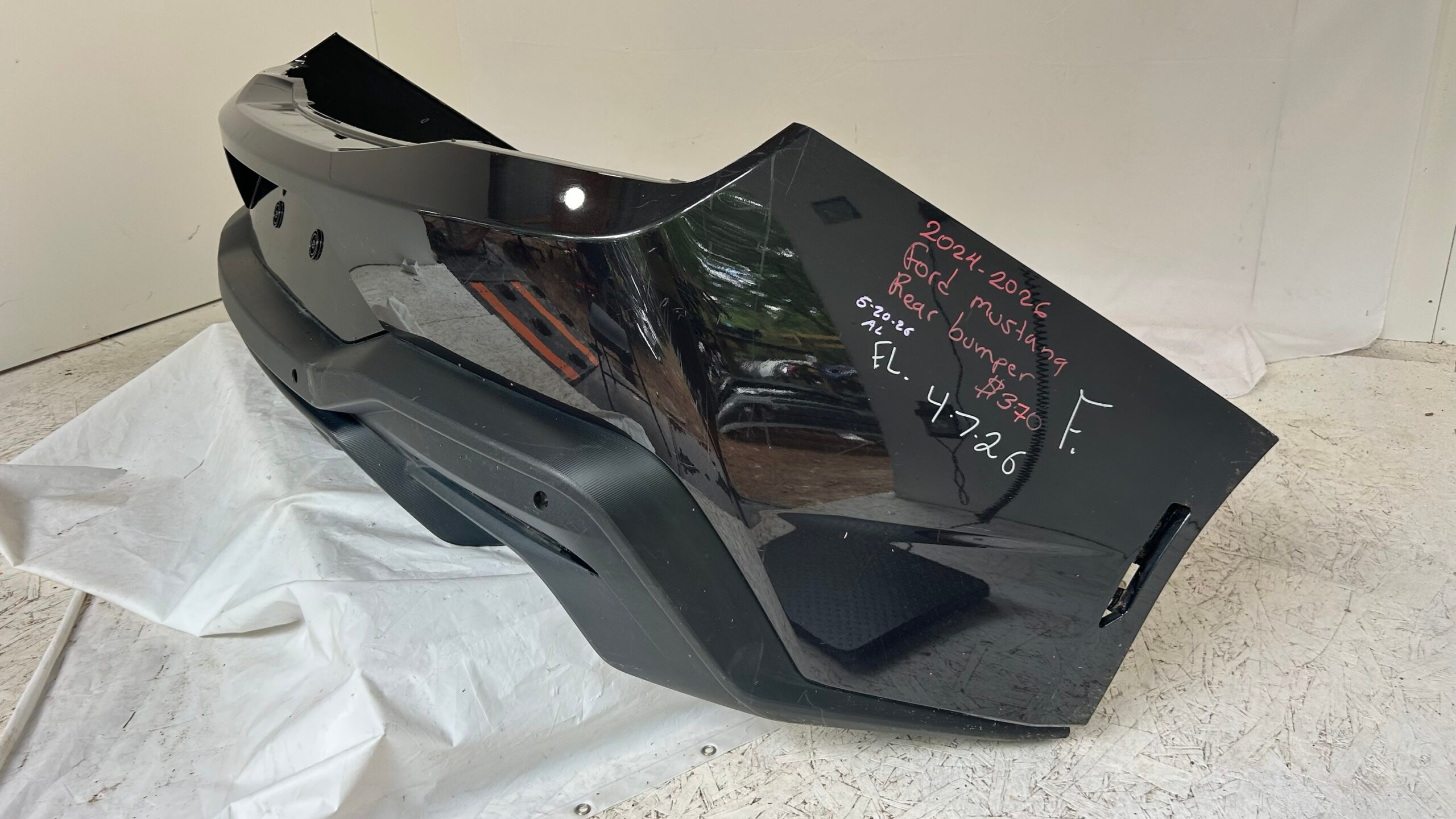 2024-2026 Ford Mustang Rear bumpers  w/ lower valance