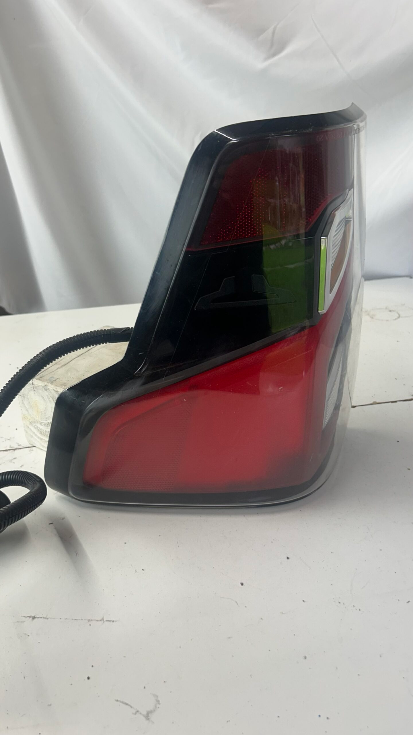 2020-2014 Nissan Titan Passenger Taillight