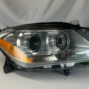 2012-2015 Mercedes Benz ML350 ML550 Halogen Passenger Headlight - Image 10