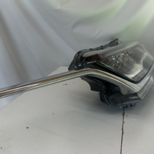 2017-2021 Honda CRV full LED Driver Headlight W/ Crome molding - Image 3
