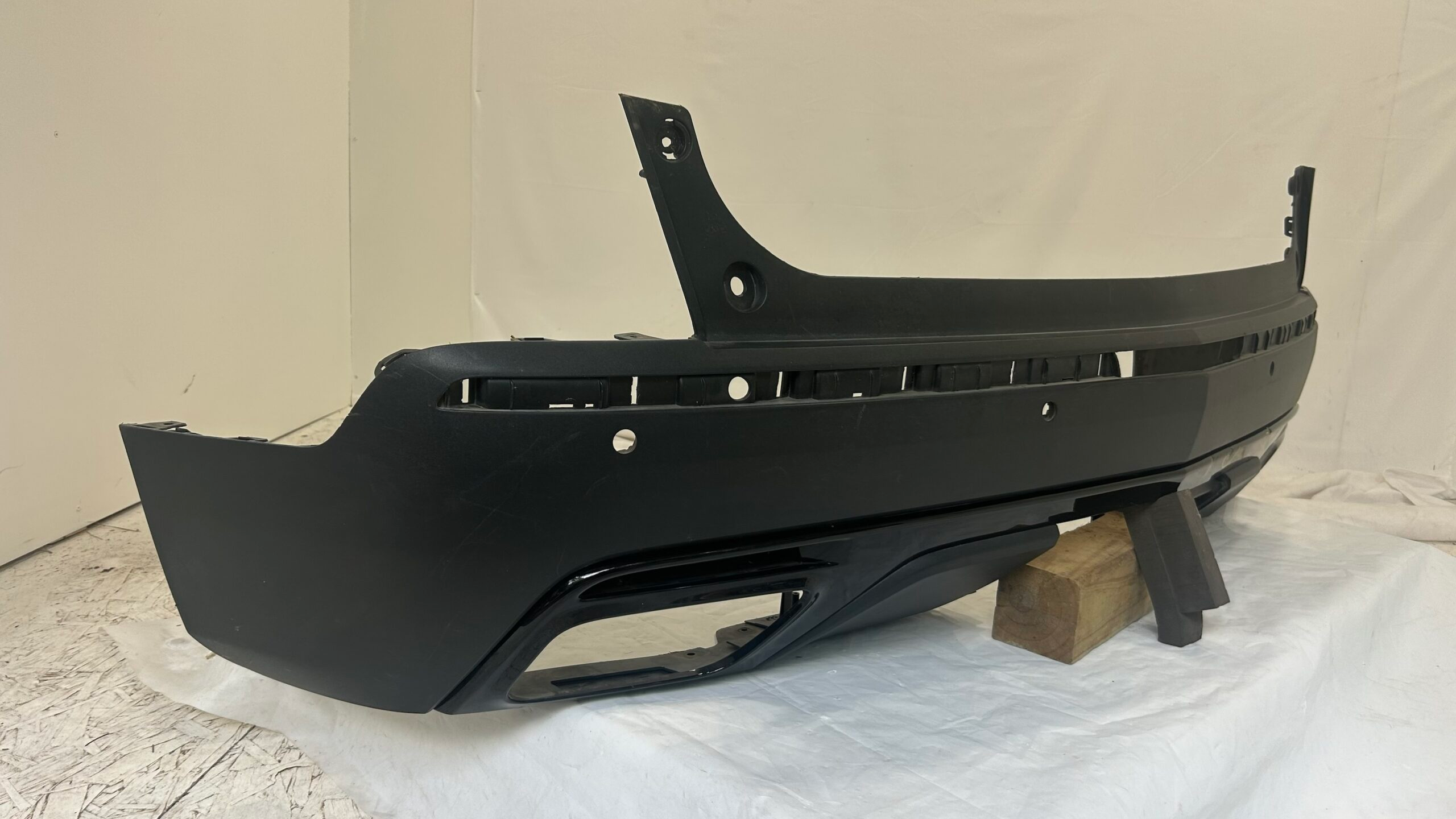 2020-2025 Cadillac XT5 Rear bumper lower valance W/ center cover