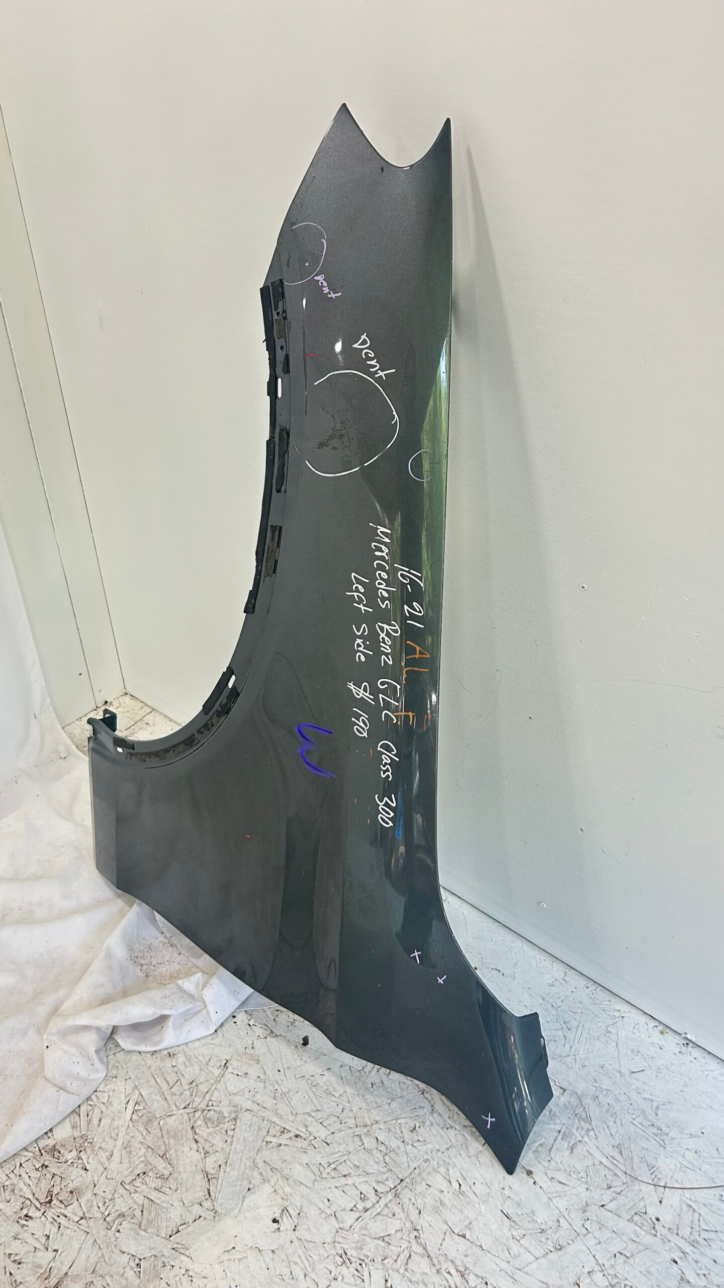 2016-2021 Mercedes Benz GLC Class  GLC300  GLC43 Left Fender