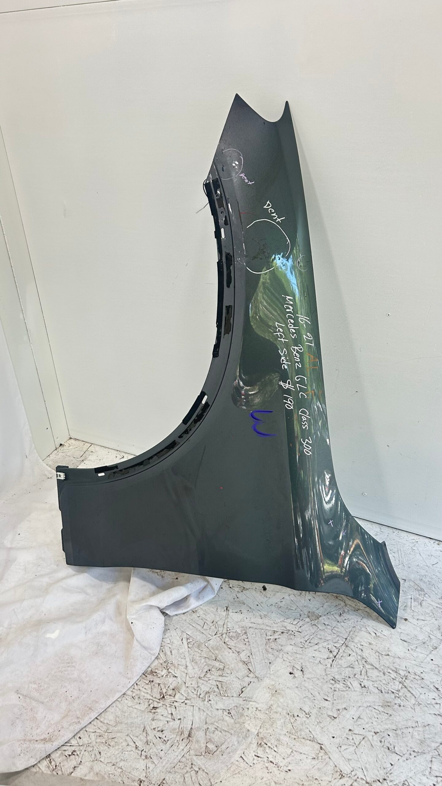 2016-2021 Mercedes Benz GLC Class  GLC300  GLC43 Left Fender