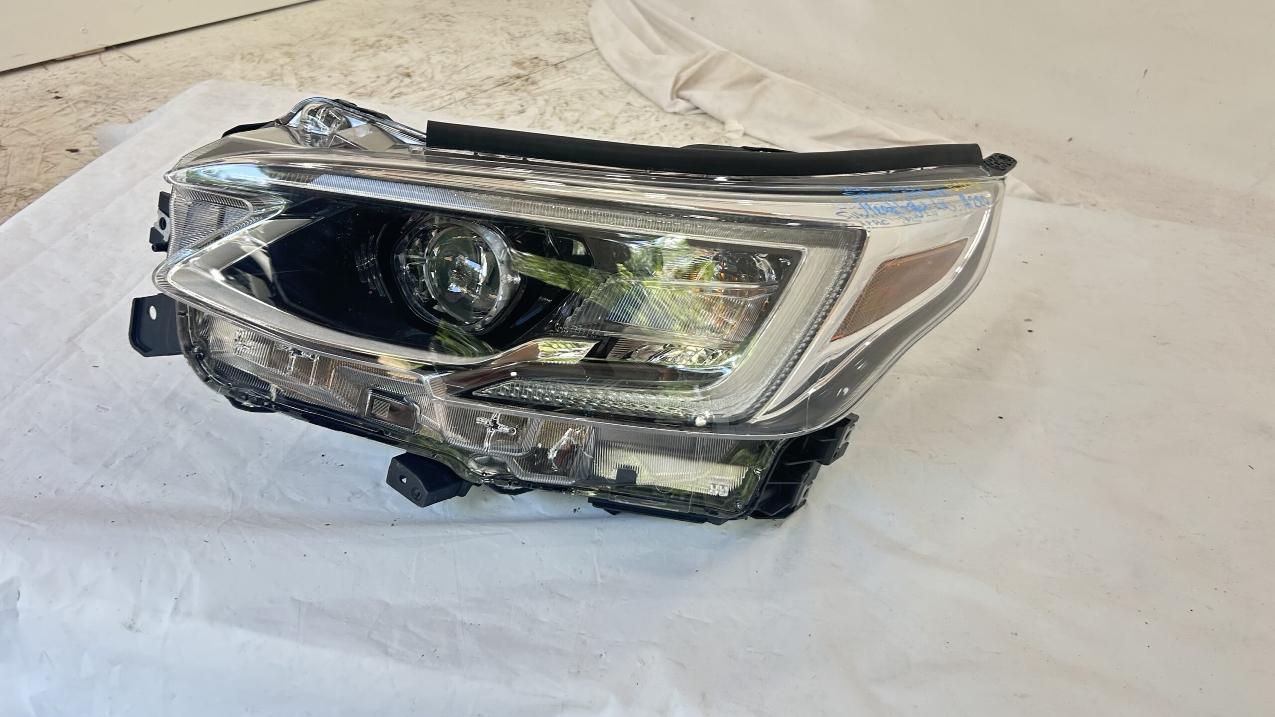 2020-2022 Subaru Outback  LED Left Headlight
