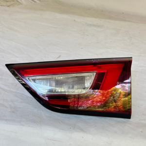 2016-2020 Infiniti QX60 Liftgate Passenger Inner Taillight - Image 10