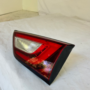 2016-2020 Infiniti QX60 Liftgate Passenger Inner Taillight - Image 9