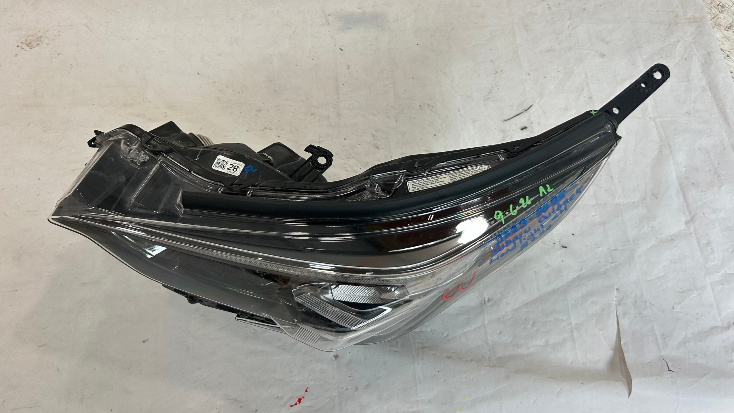 2020-2022 Subaru Outback  LED Left Headlight