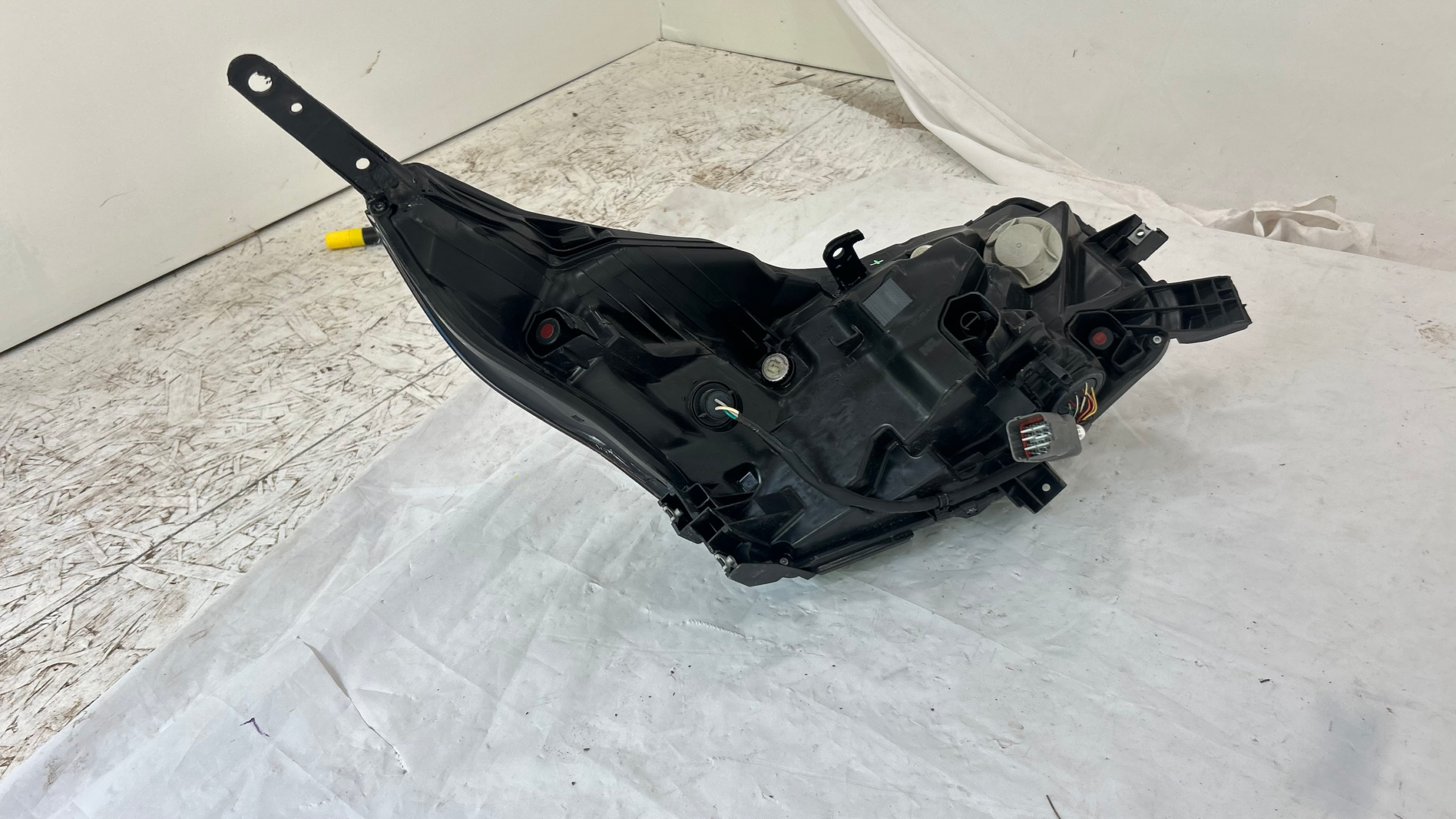 2020-2022 Subaru Outback  LED Left Headlight