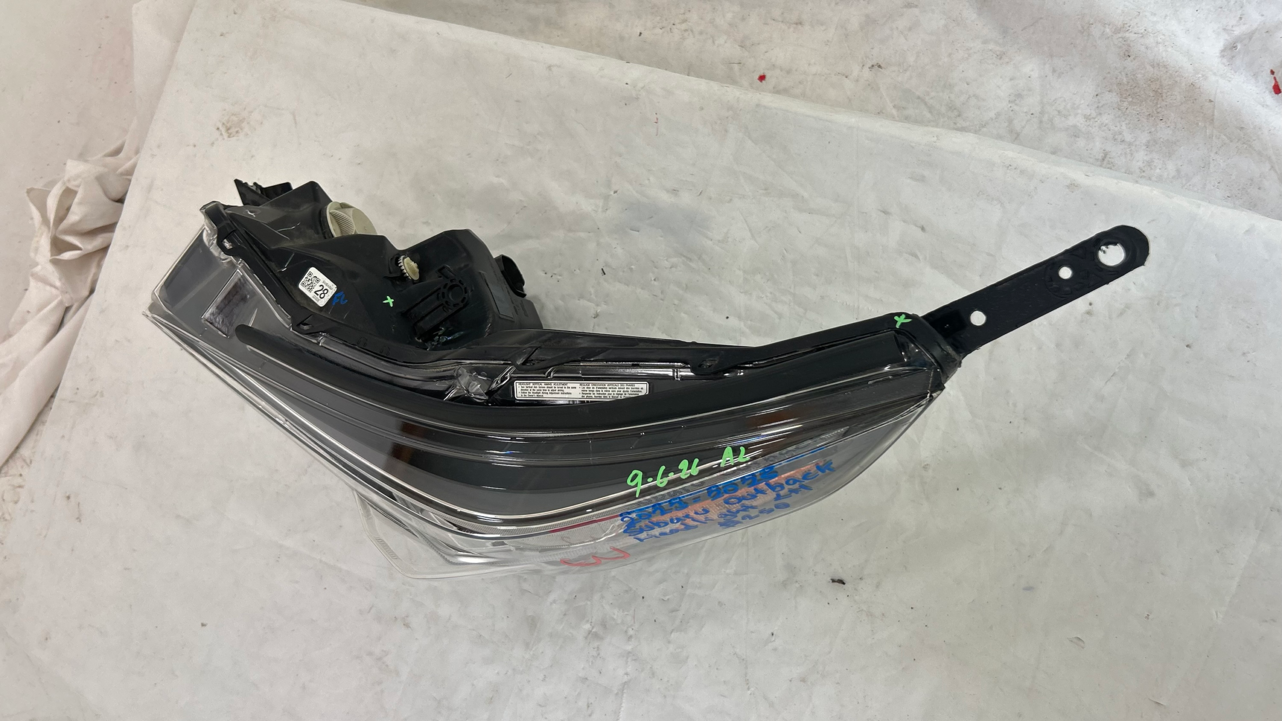 2020-2022 Subaru Outback  LED Left Headlight