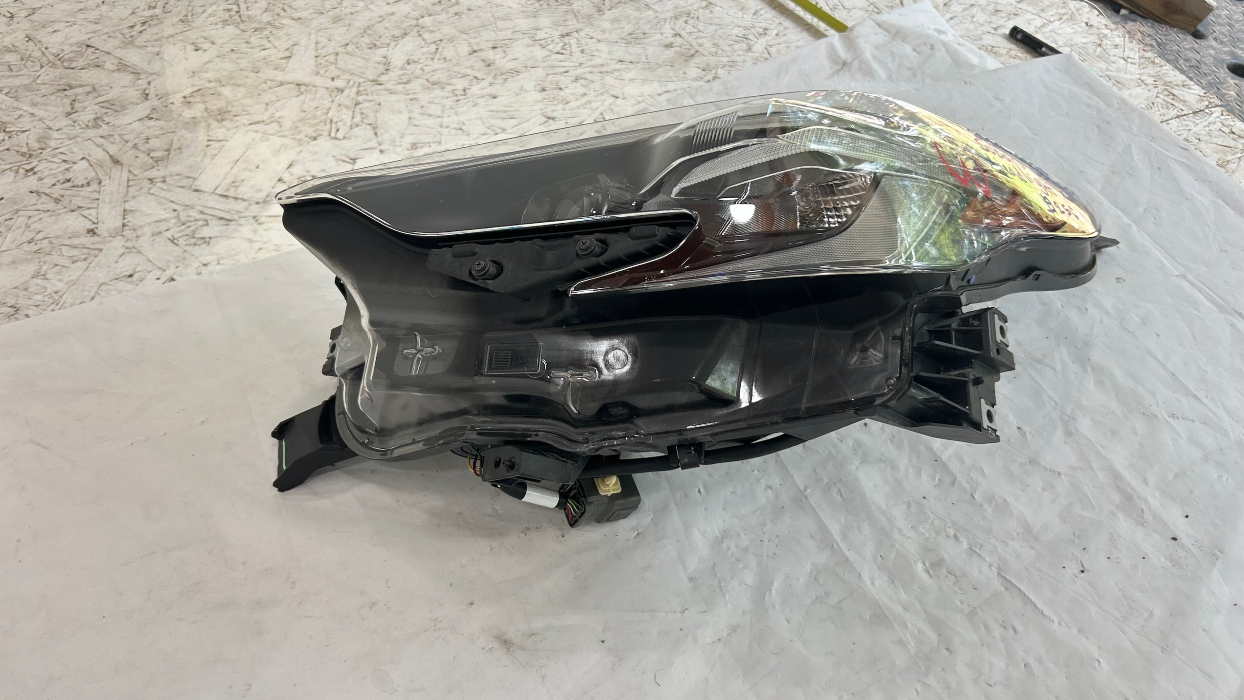 2020-2022 Subaru Outback  LED Left Headlight