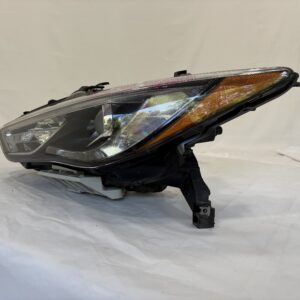 2016-2020 Infiniti QX60 HID Driver Headlight - Image 2