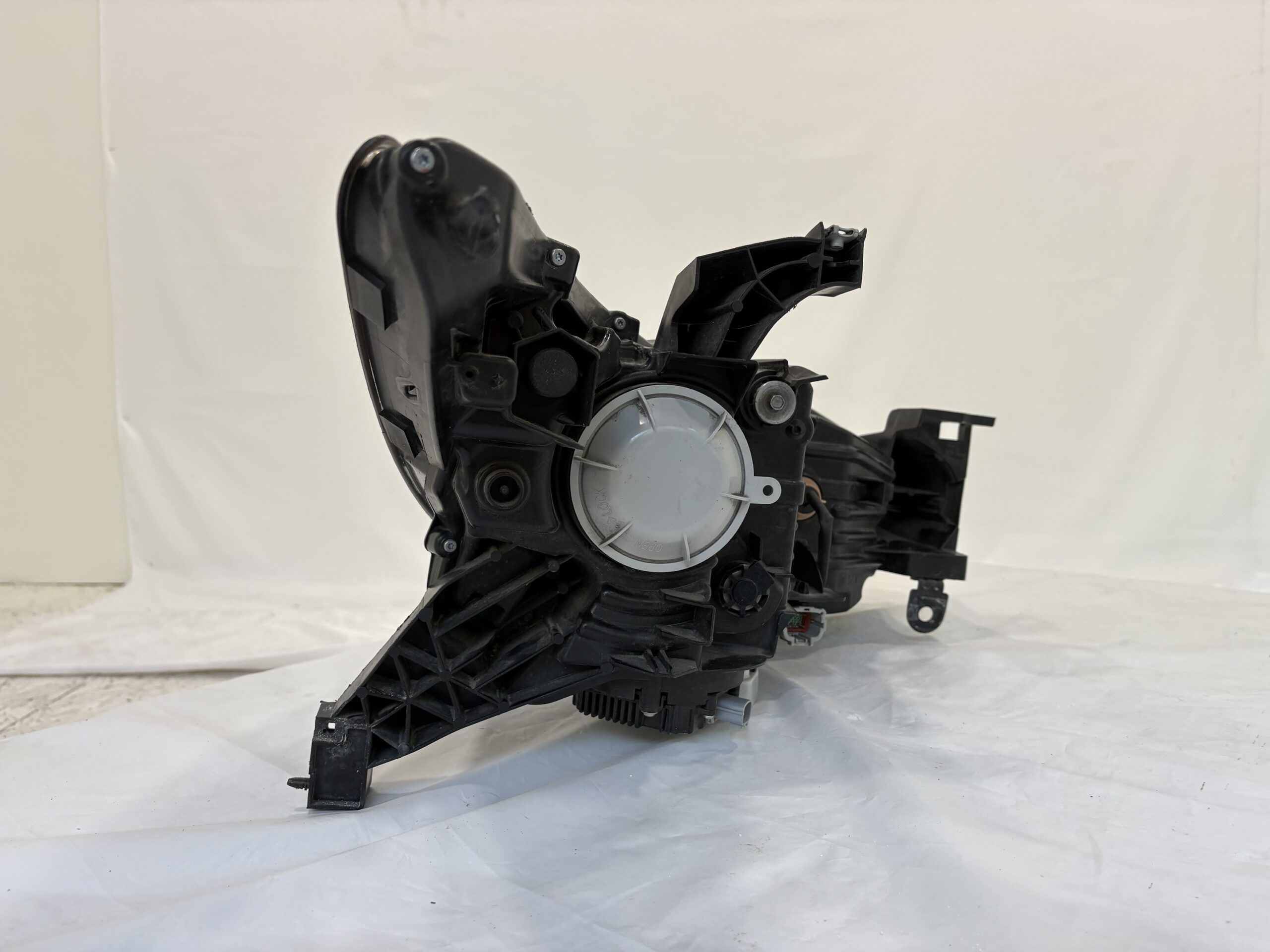 2016-2020 Infiniti QX60 HID Driver Headlight