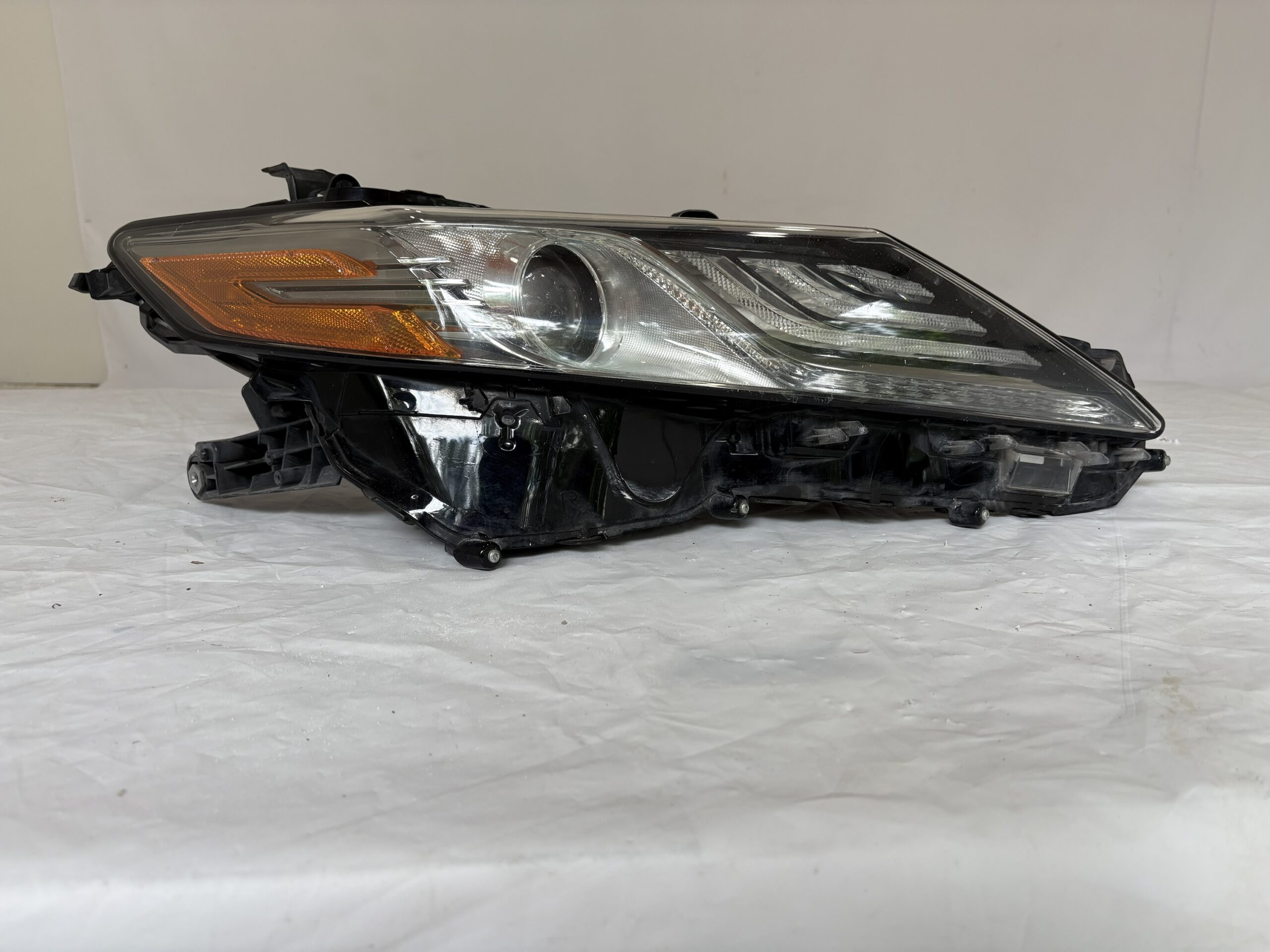 2018-2024 Toyota Camry Passenger Headlight (Full LED)