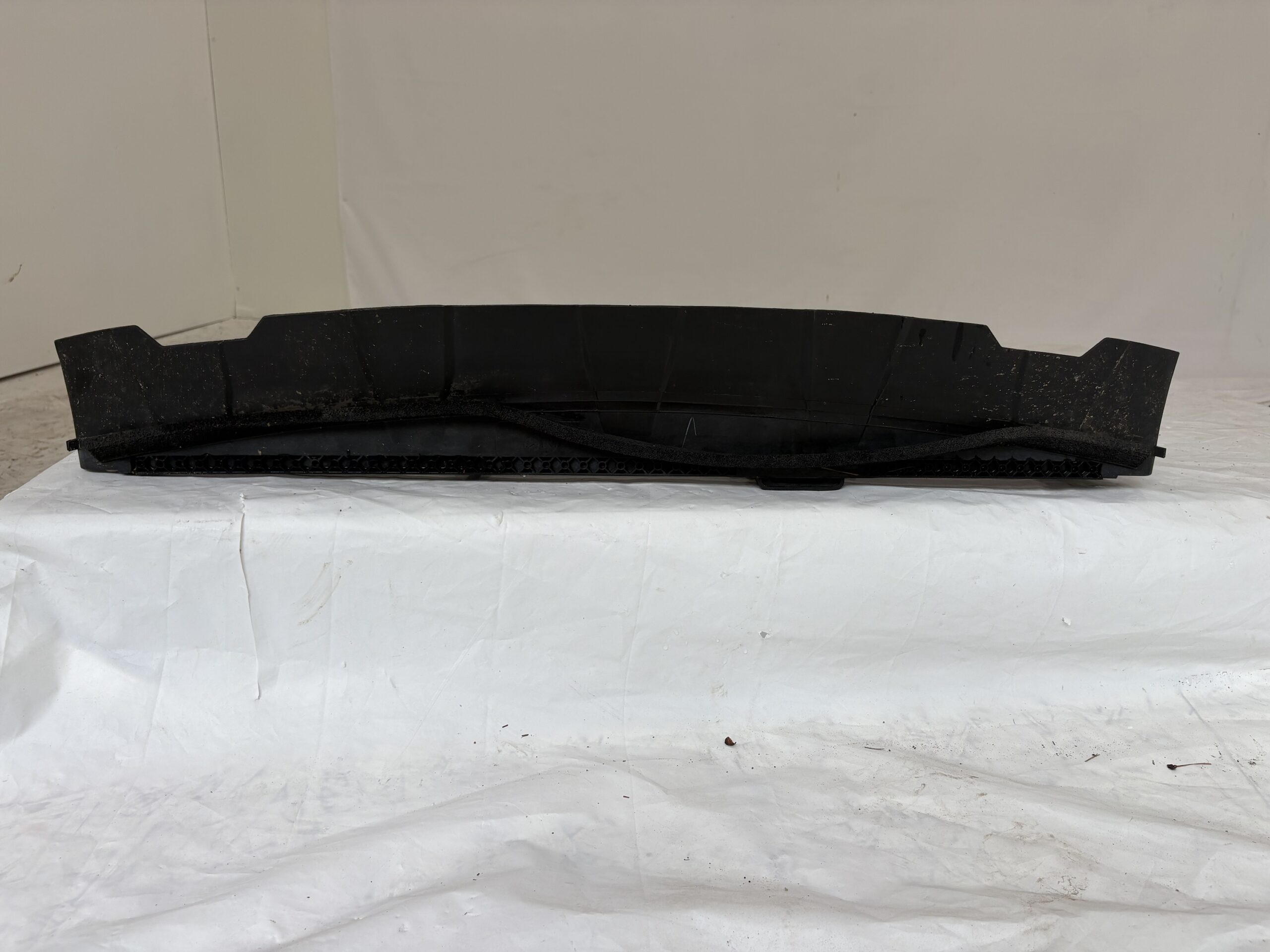 2021-2024 Nissan Rogue Shutter