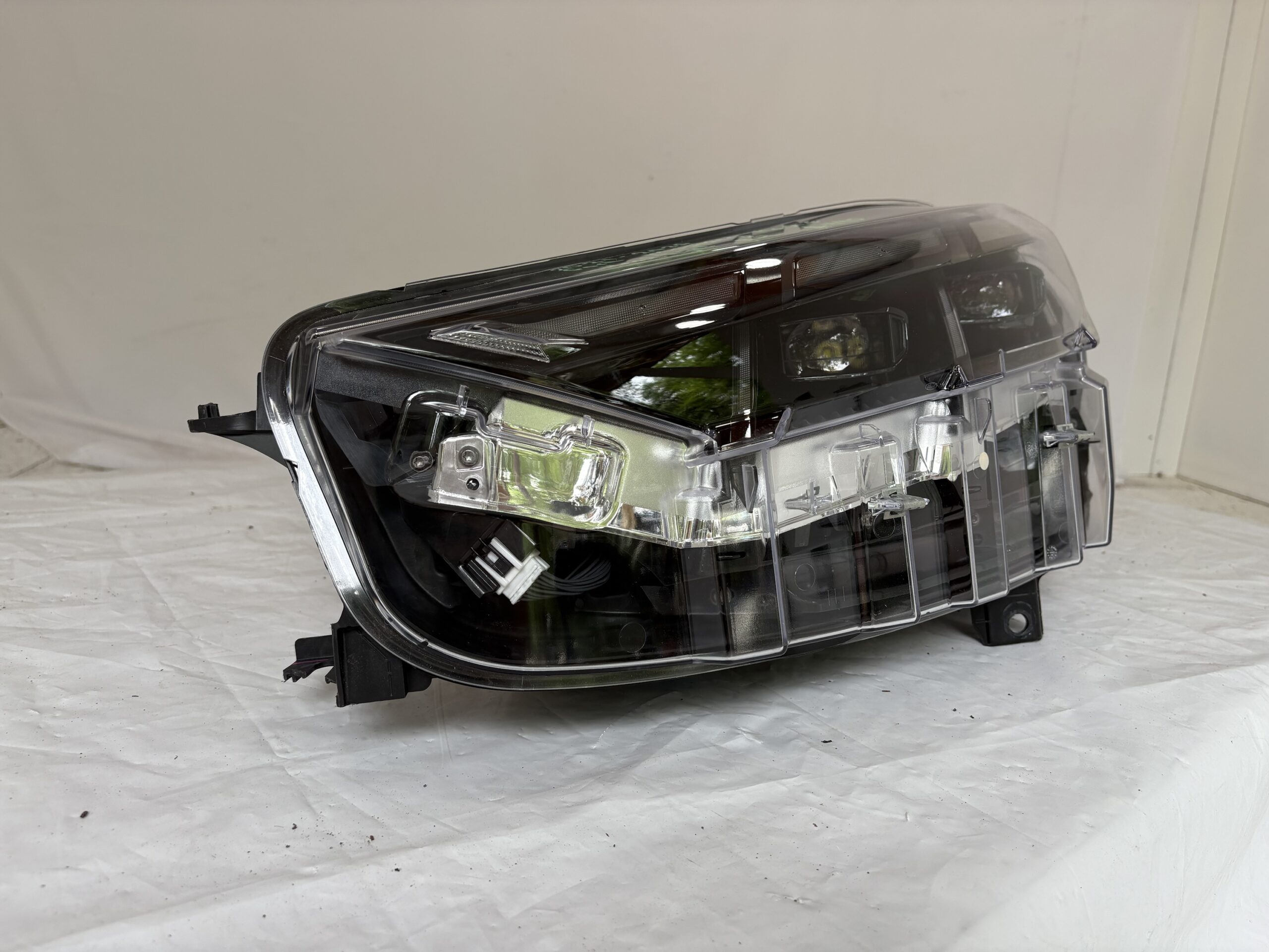 2021-2025 Ford Mustang Mach-E Passenger Headlight