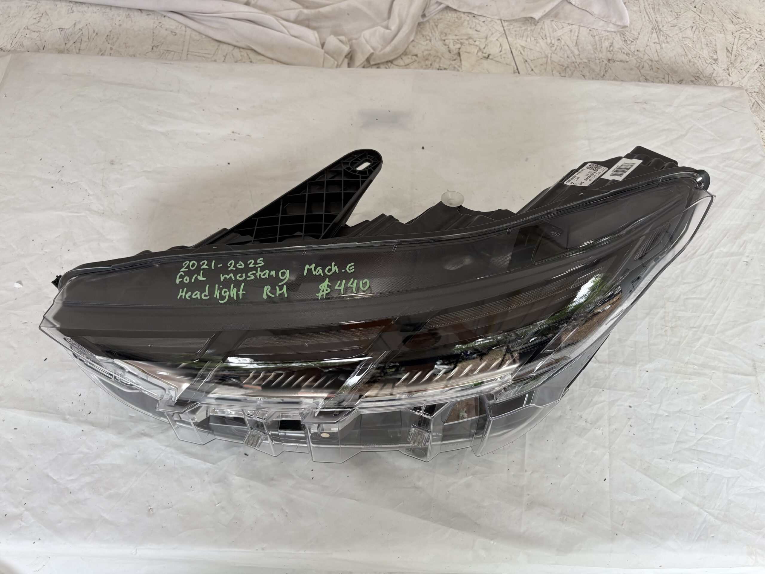 2021-2025 Ford Mustang Mach-E Passenger Headlight