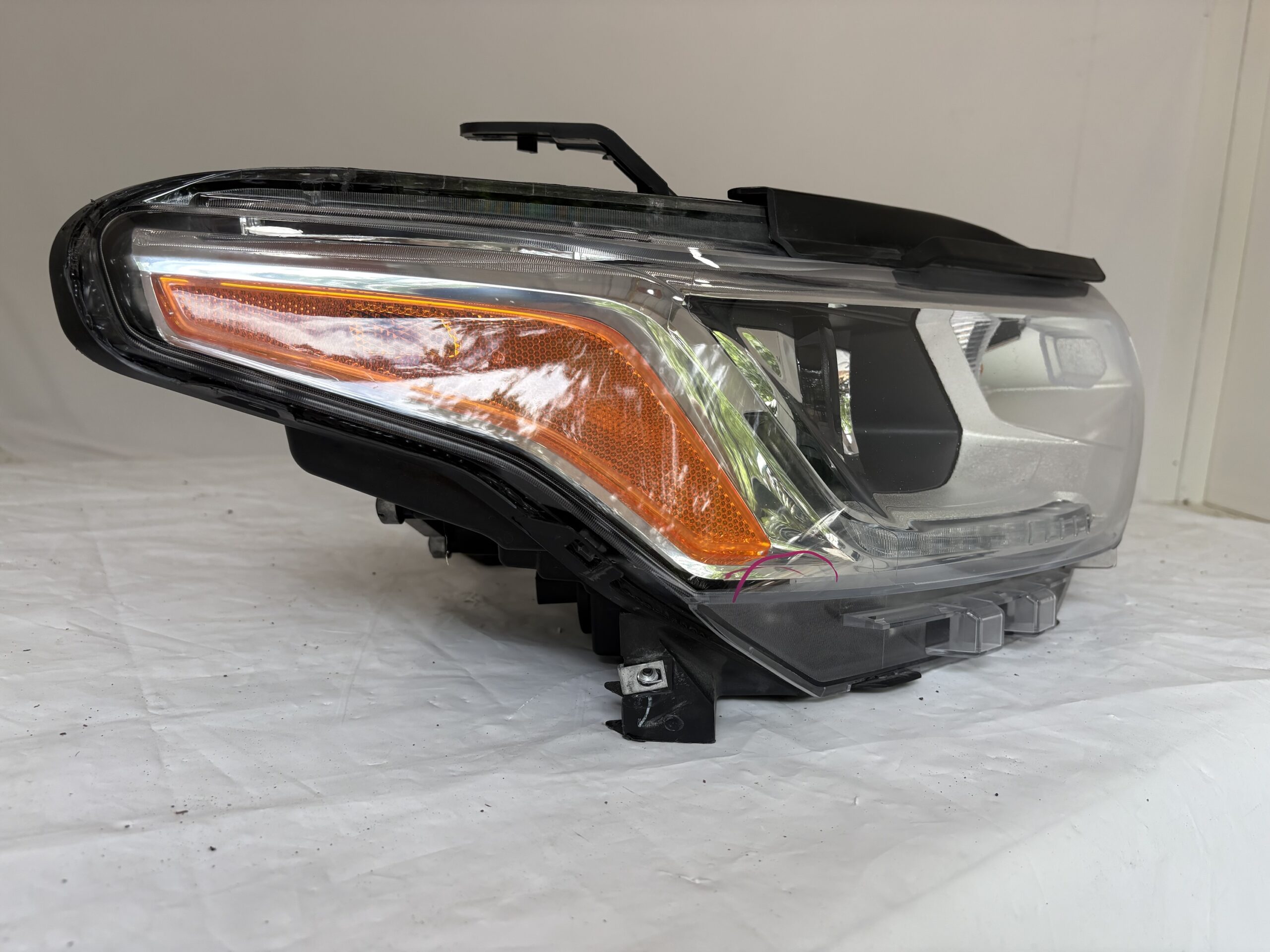 2018-2021 Chevrolet Traverse Passenger HID Headlight