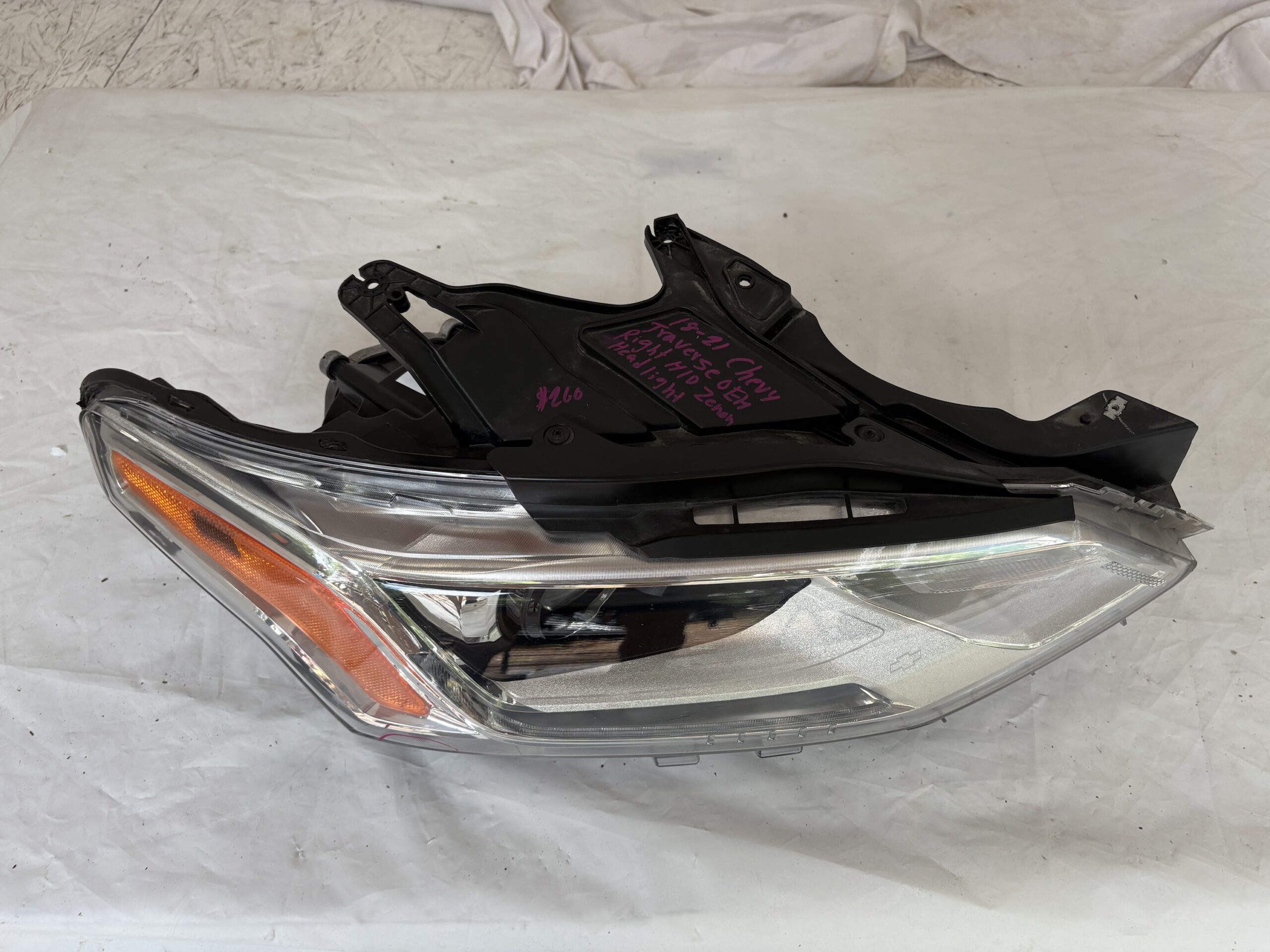 2018-2021 Chevrolet Traverse Passenger HID Headlight