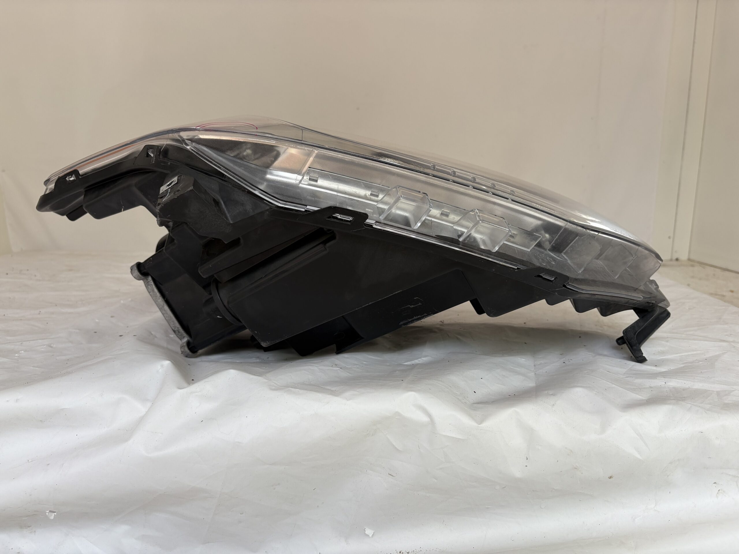 2018-2021 Chevrolet Traverse Passenger HID Headlight