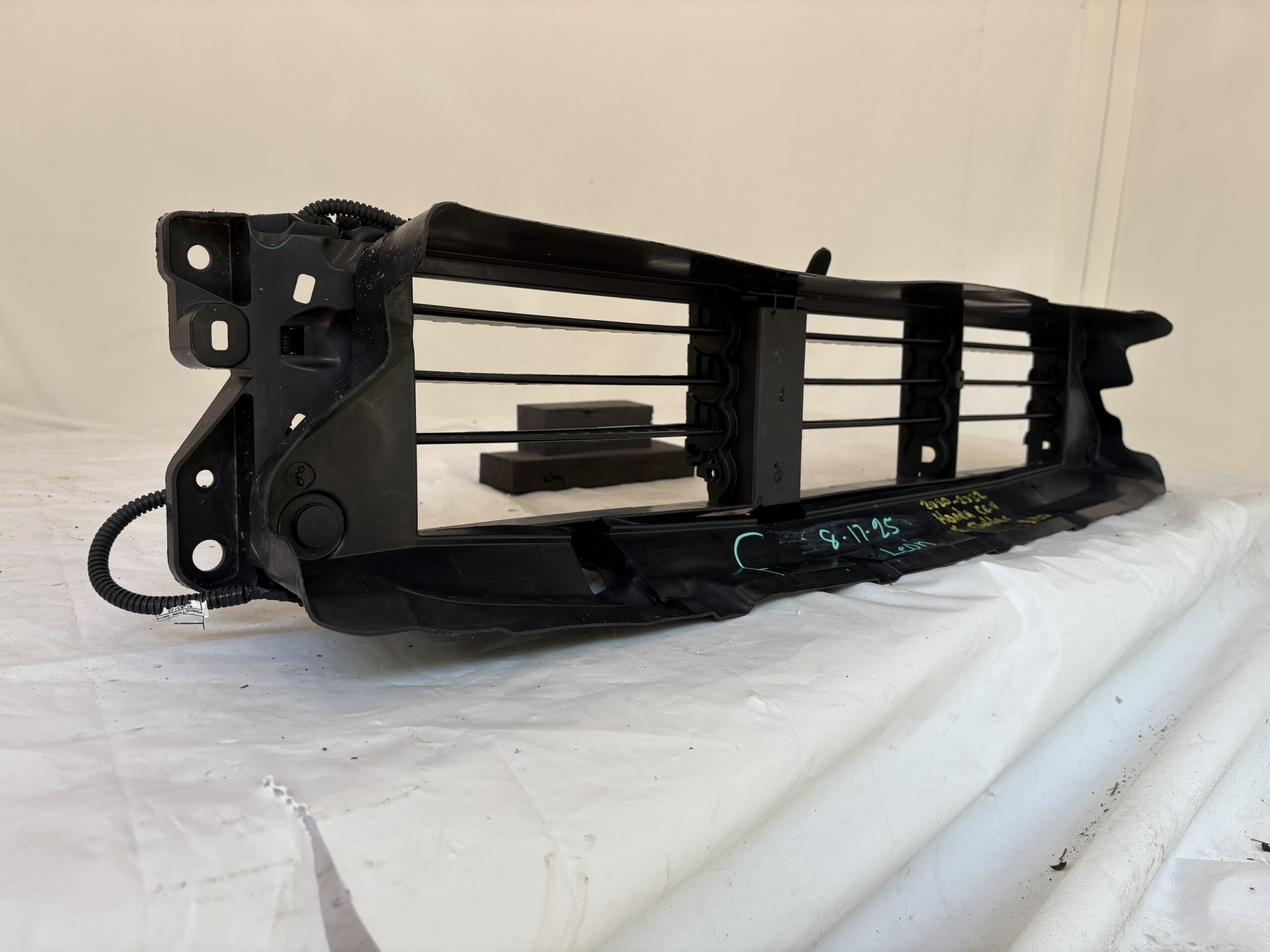 2020-2022 Honda Cr-V Shutter