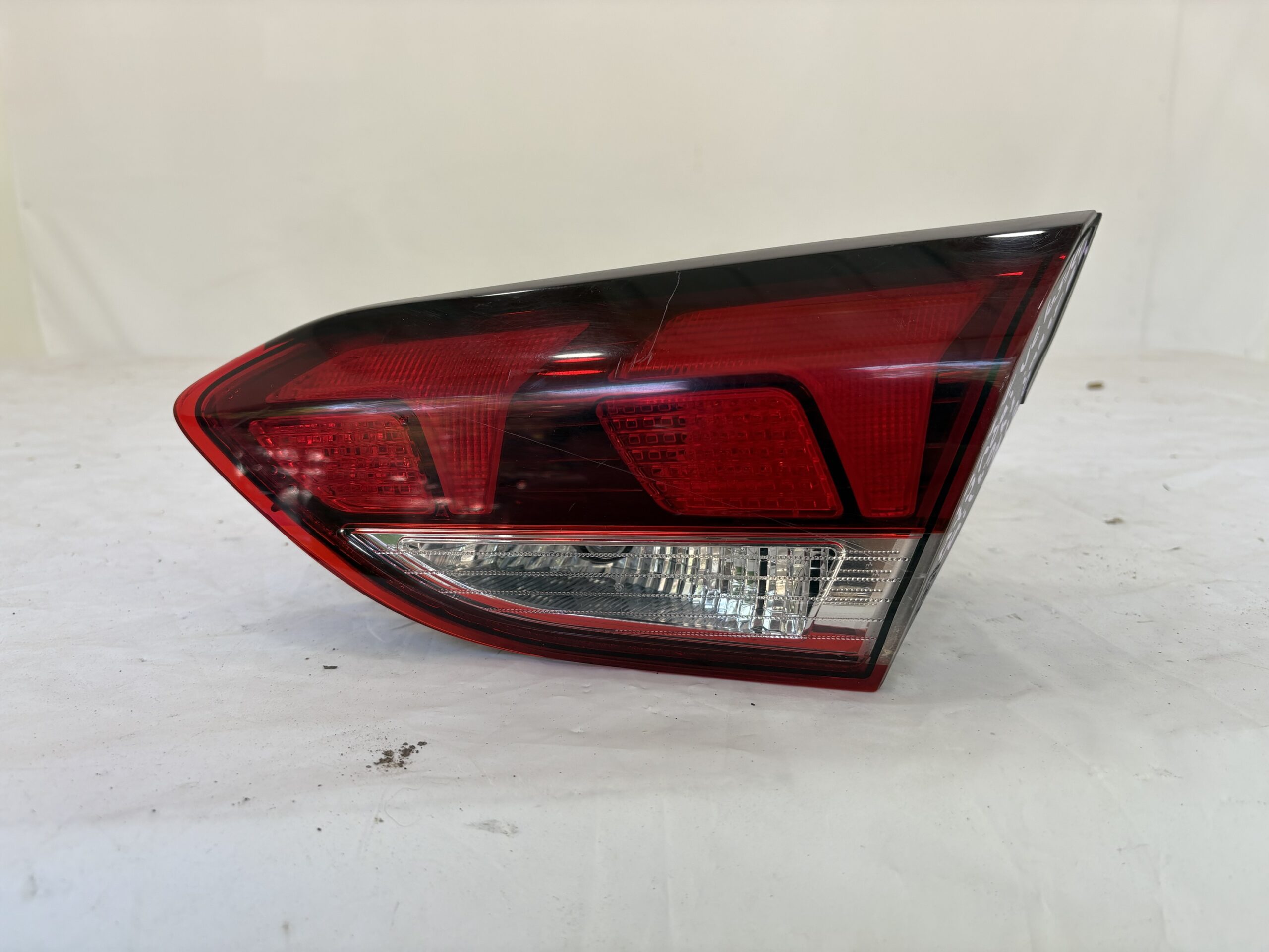 2019-2022 Hyundai Veloster Passenger Inner Taillight