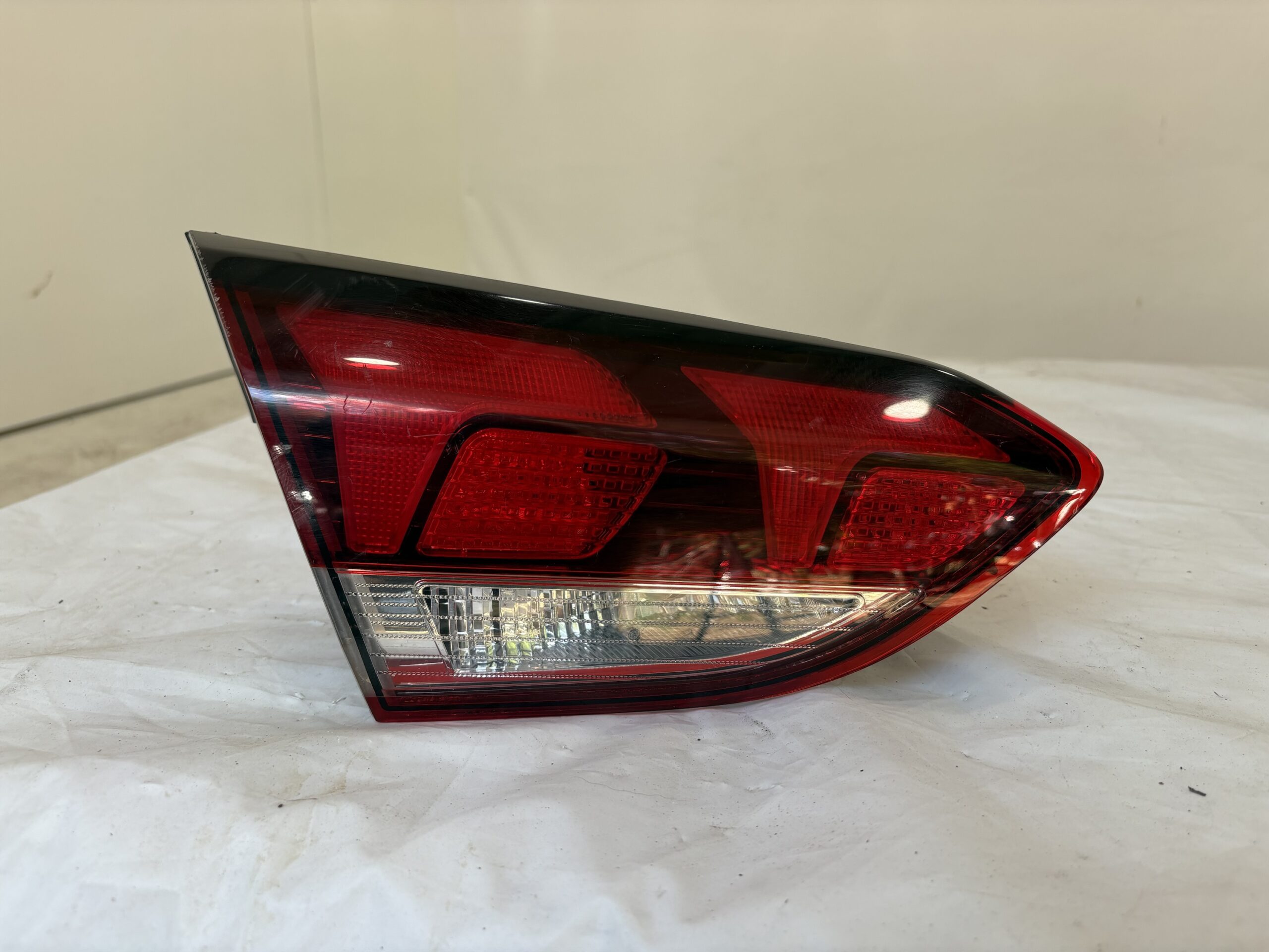 2019-2022 Hyundai Veloster Driver Inner Taillight