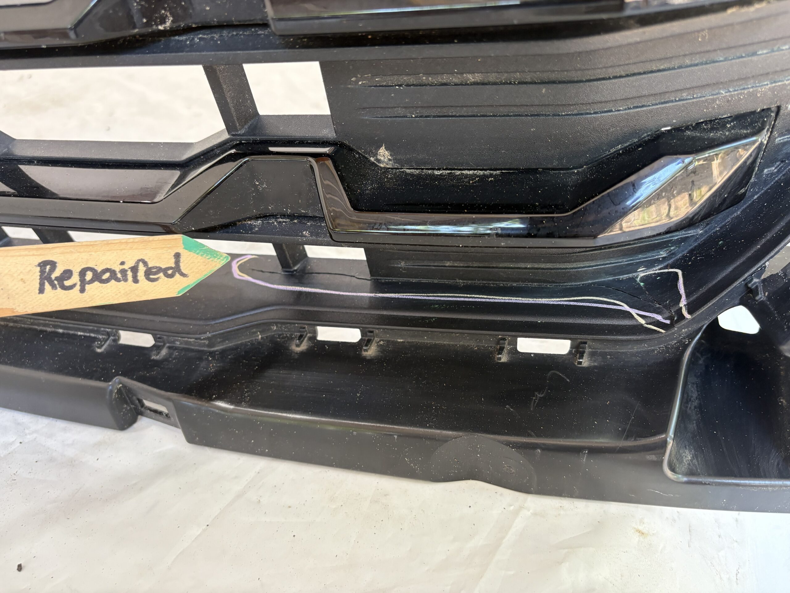 2022-2025 Chevrolet Silverado Grille