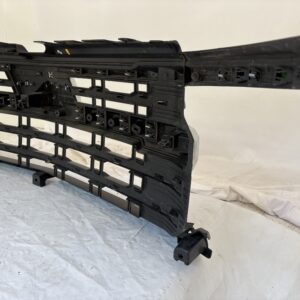 2022-2025 Chevrolet Silverado Grille - Image 10