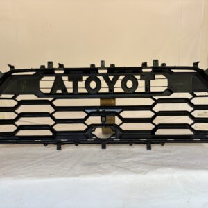 2022-2025 Toyota Sequoia Grille - Image 5