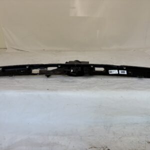 2020-2023 Lincoln Aviator Lift Gate Molding - Image 6