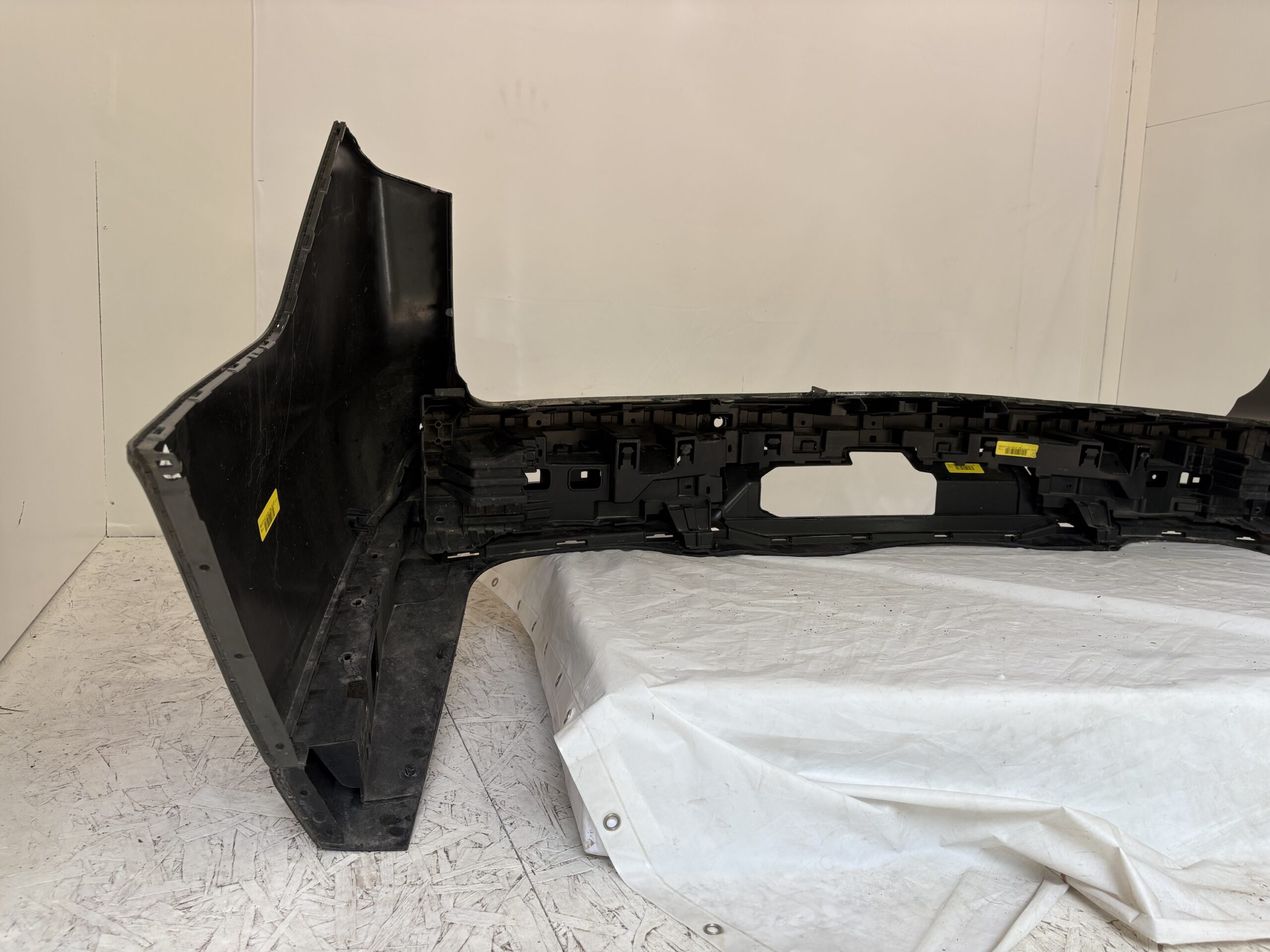 2025-2026 Ford Expedition Rear Bumper