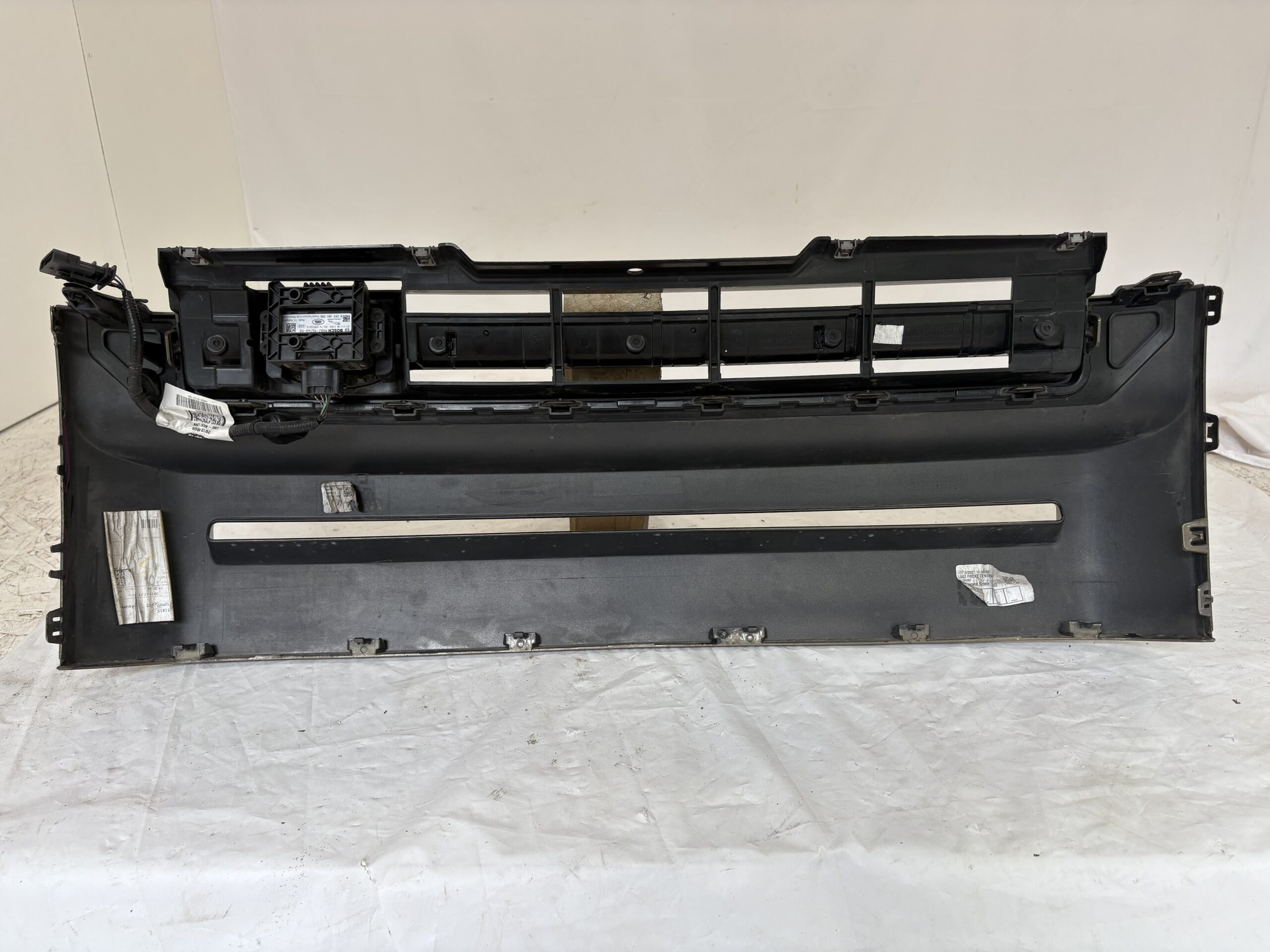 2020-2023 Land Rover Defender Grille
