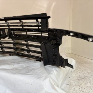 2021-2024 Chevrolet Suburban & Tahoe Grille - Image 8