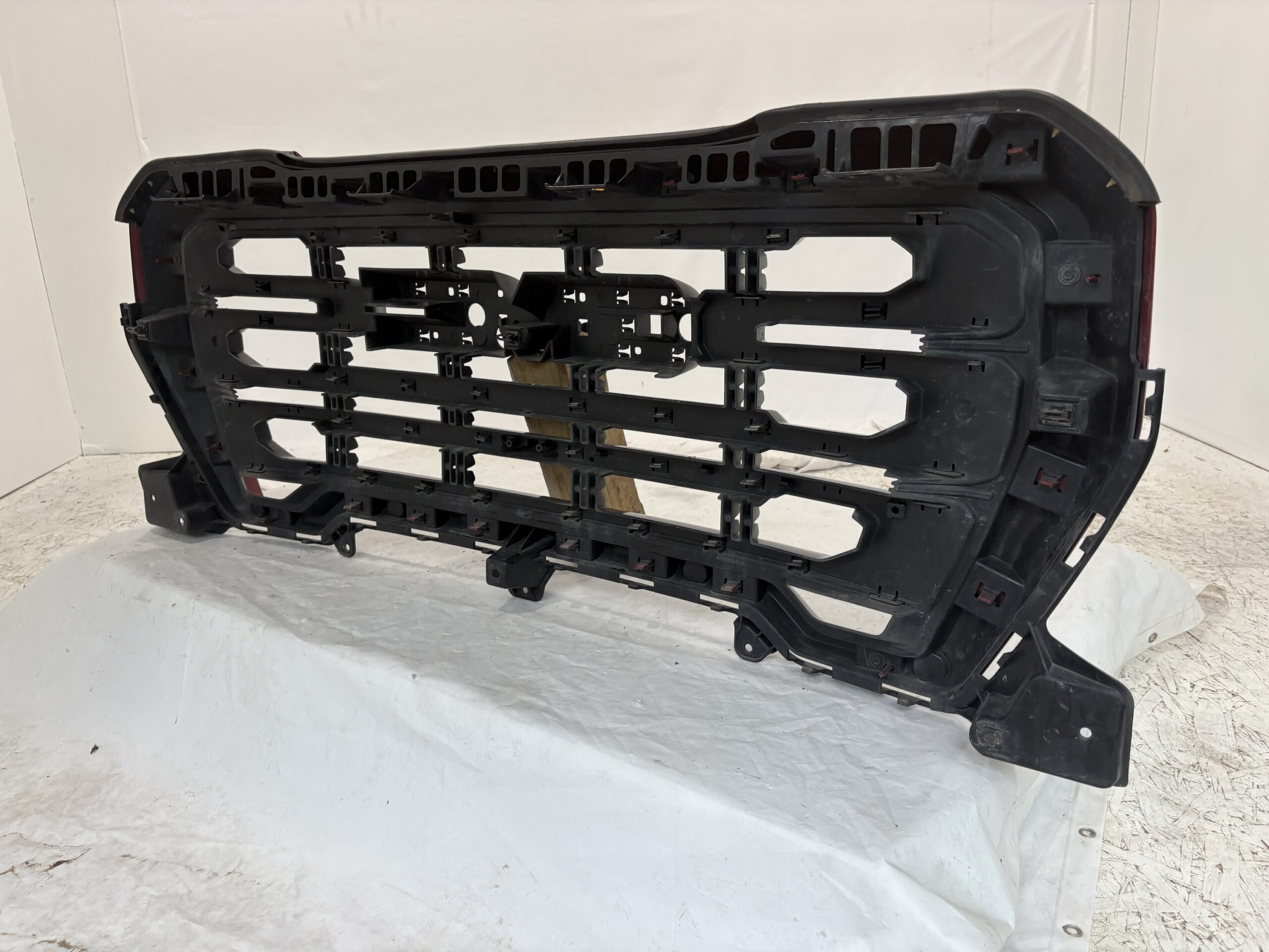 2019-2022 GMC Sierra 1500 Grille