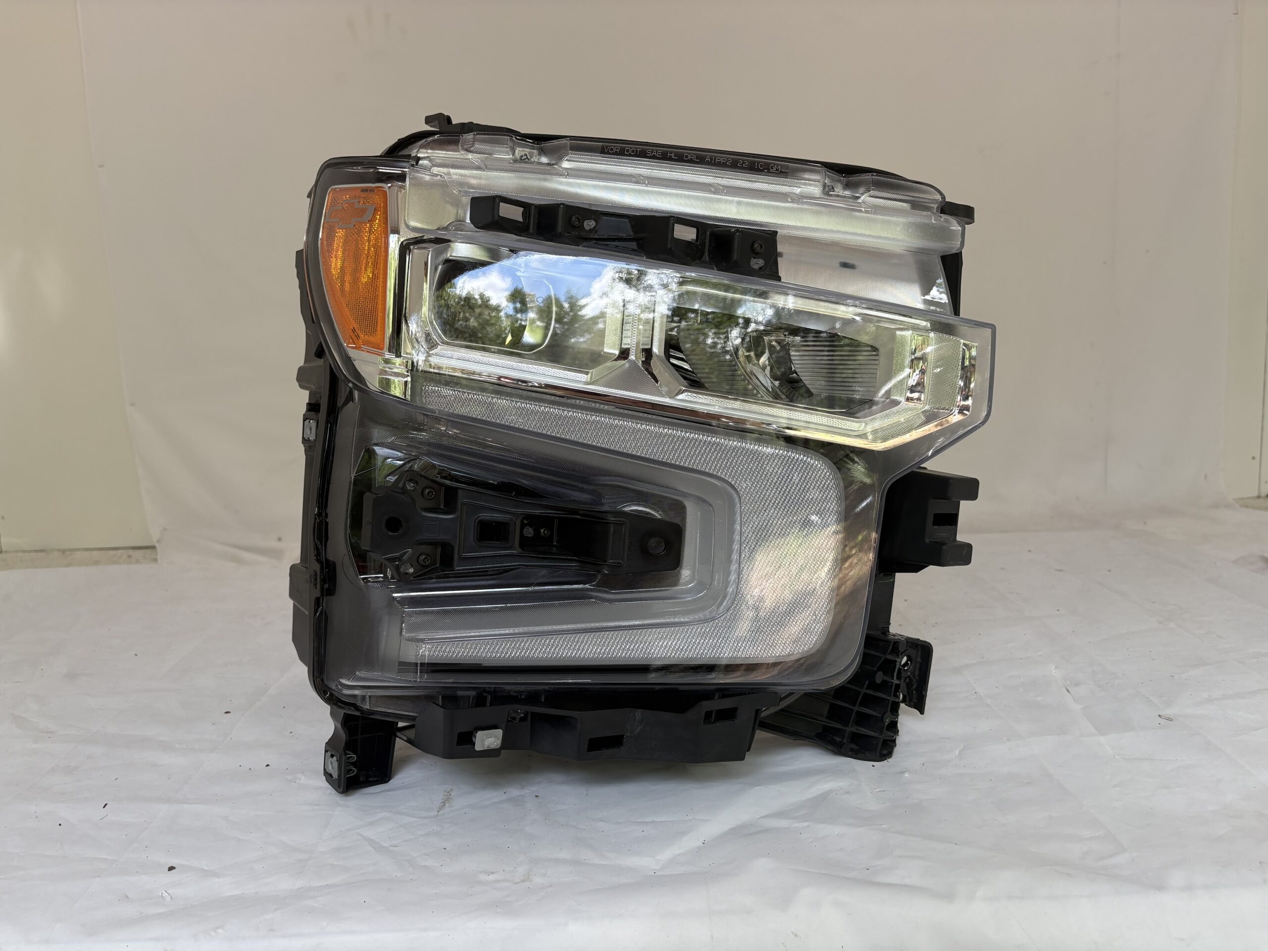 2022-2025 Chevrolet Silverado Passenger Headlight
