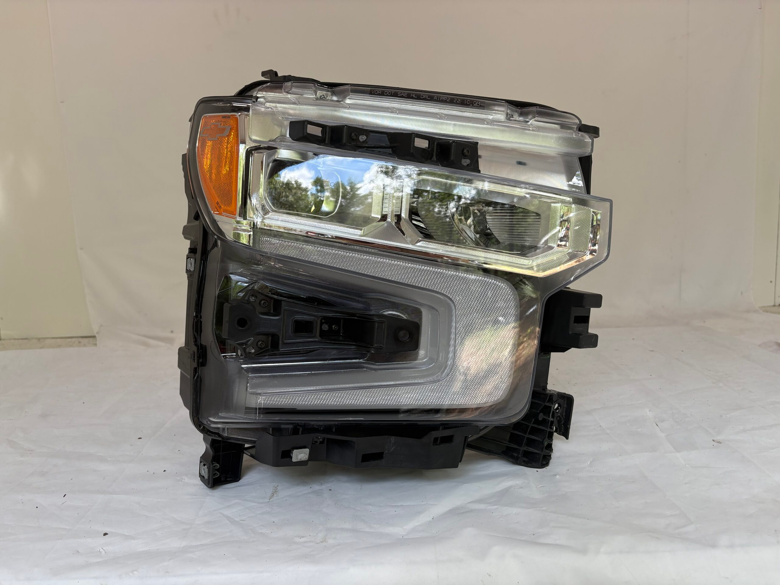 2022-2025 Chevrolet Silverado Passenger Headlight