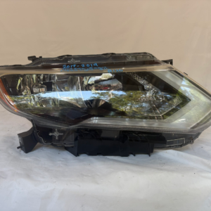 2017-2019 Nissan Rogue Passenger Headlight