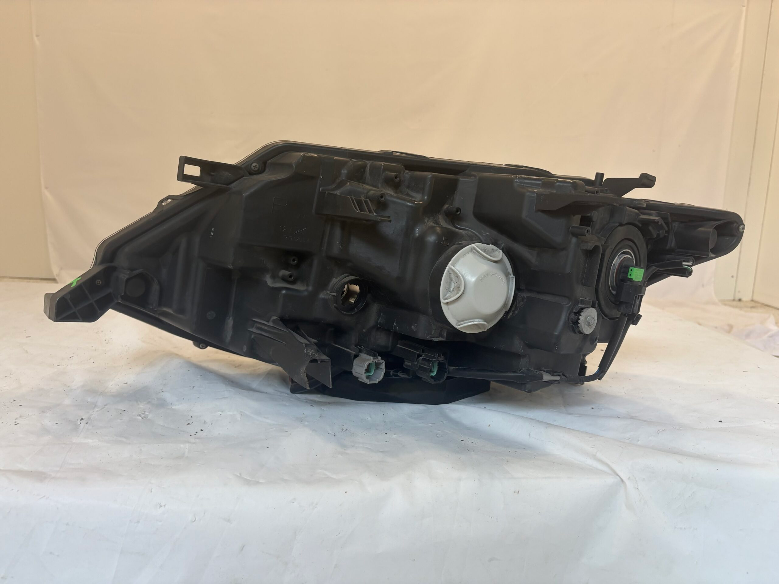 2017-2019 Nissan Rogue Passenger Headlight