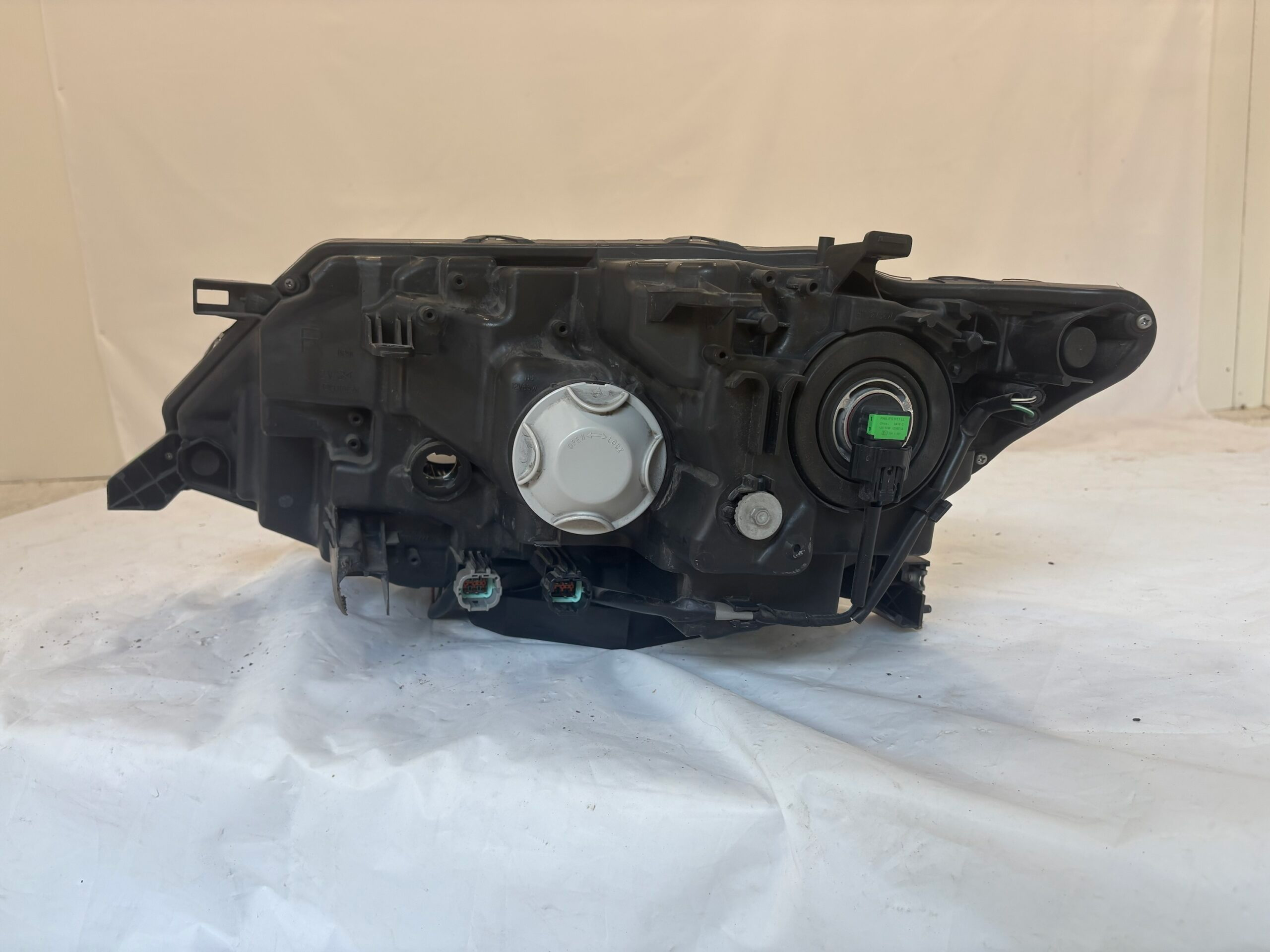 2017-2019 Nissan Rogue Passenger Headlight