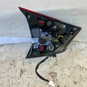 2014-2020  Nissan Rogue Passenger inner Taillight - Image 8