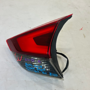 2014-2020  Nissan Rogue Passenger inner Taillight - Image 5