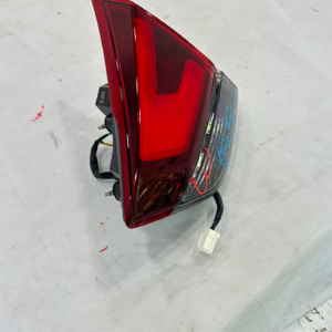 2014-2020  Nissan Rogue Passenger inner Taillight - Image 4