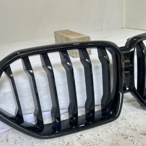 2020 -2024 BMW X6 M Sport series G06 Grille - Image 9
