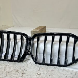 2020 -2024 BMW X6 M Sport series G06 Grille - Image 4