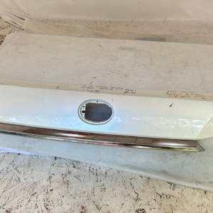2016-2018 Lexus RX350 Liftgate molding trim panel - Image 11