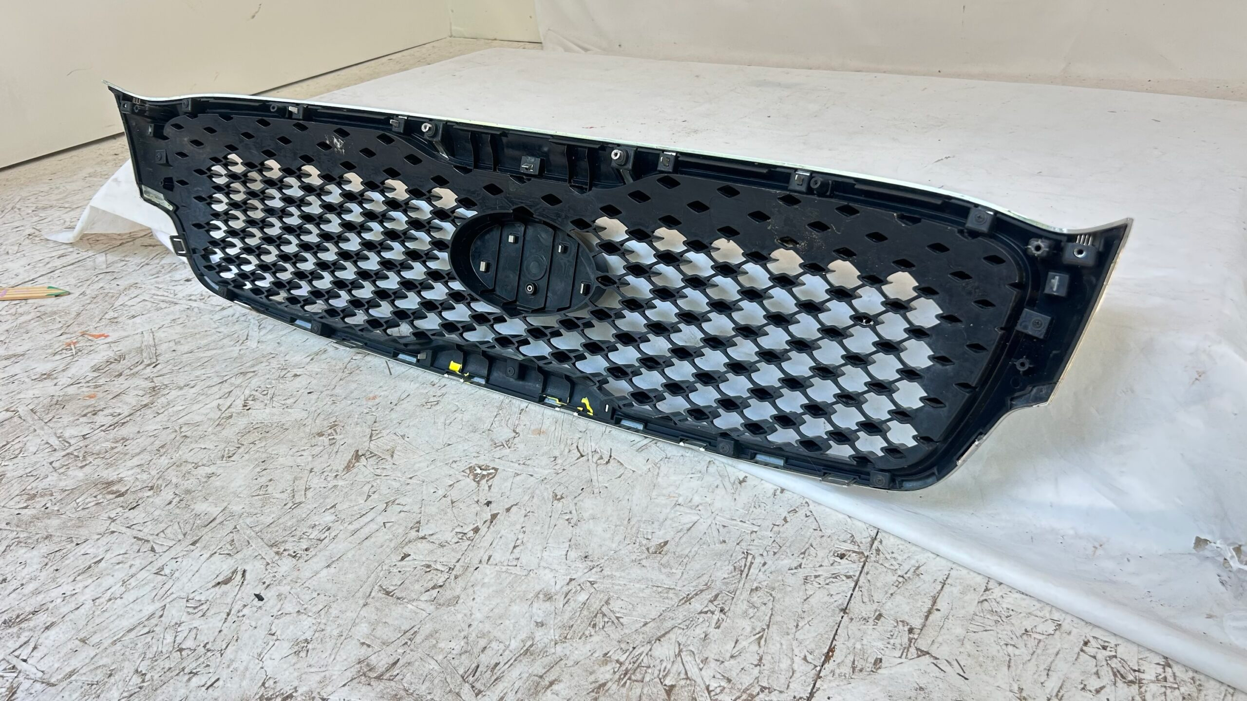 2016-2018 Kia Sorento Grille