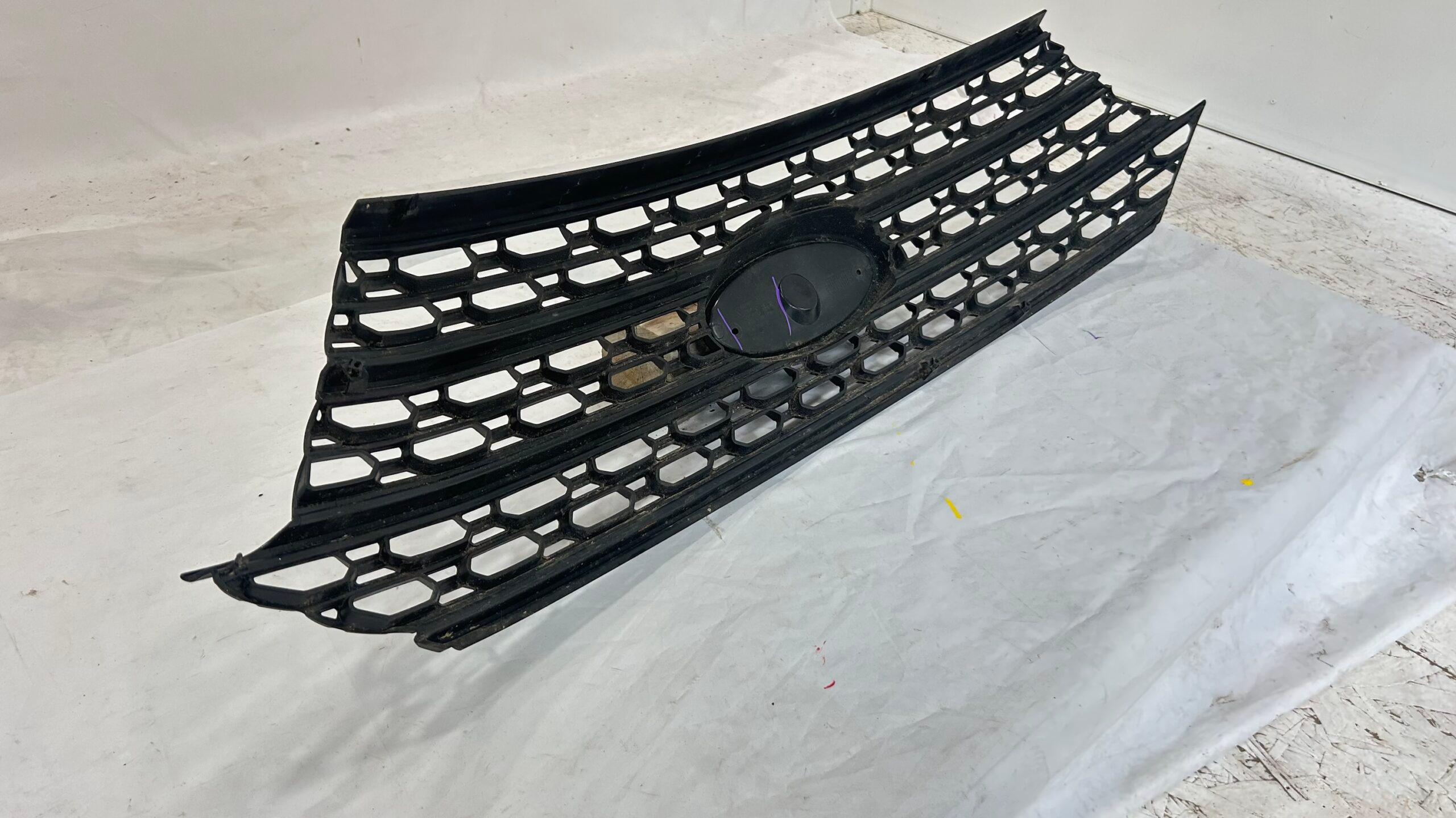 2020-2021 Ford Explorer Gloss Black Grille