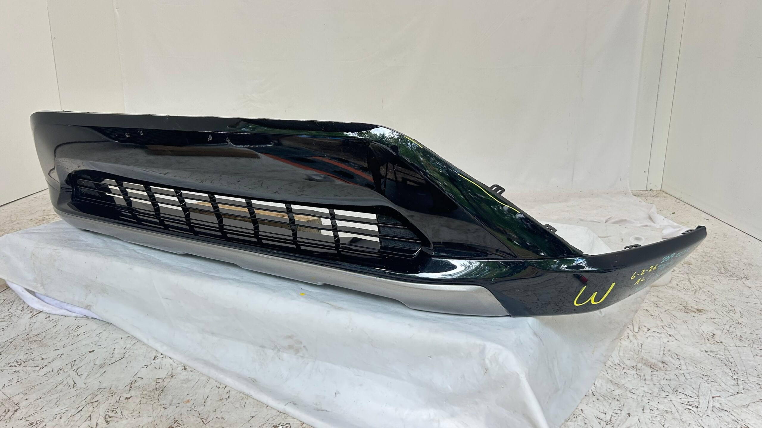 2019-2025 Toyota RAV4 front bumper lower valance w/ center cover