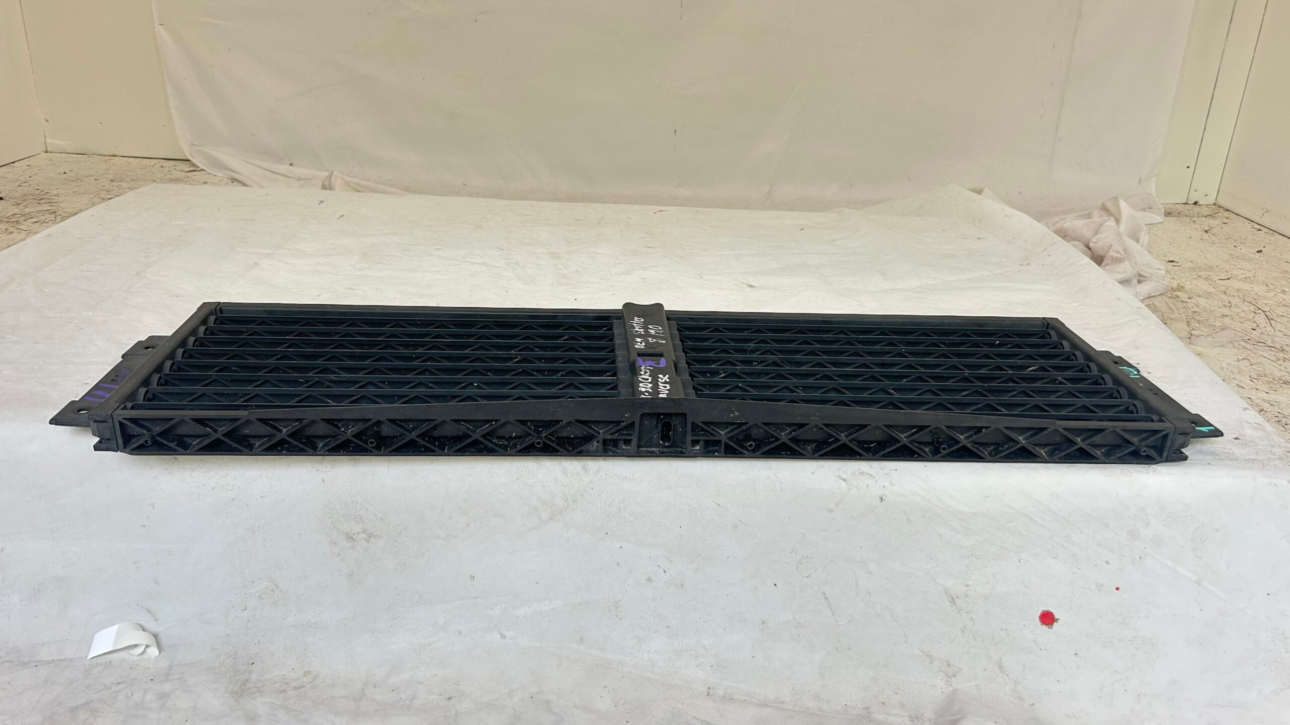 2018-2021 Chevy Traverse Shutter